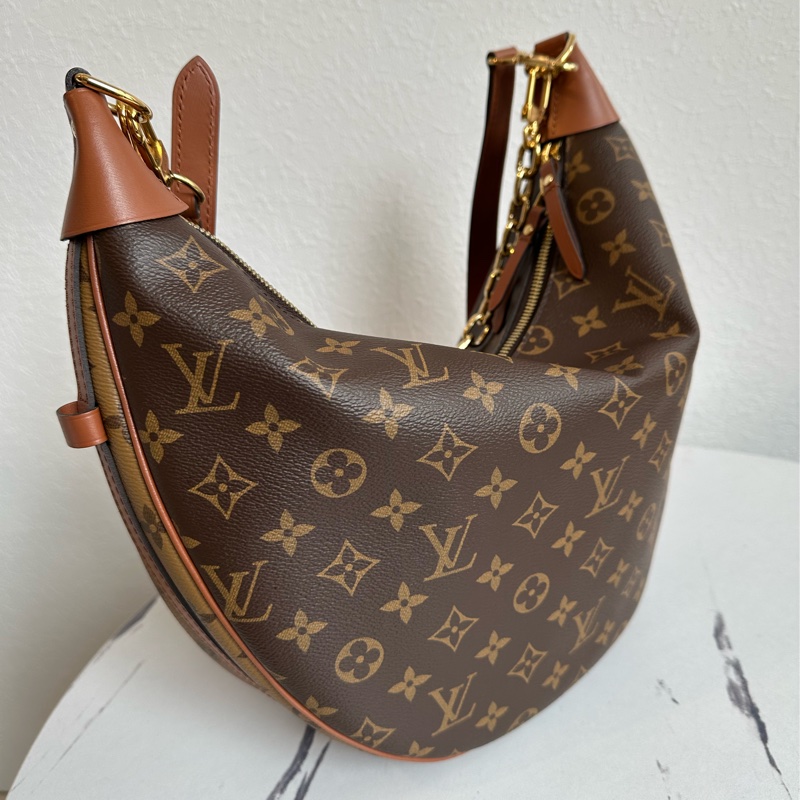 m46311 雙色彎月包 loop hobo-6
