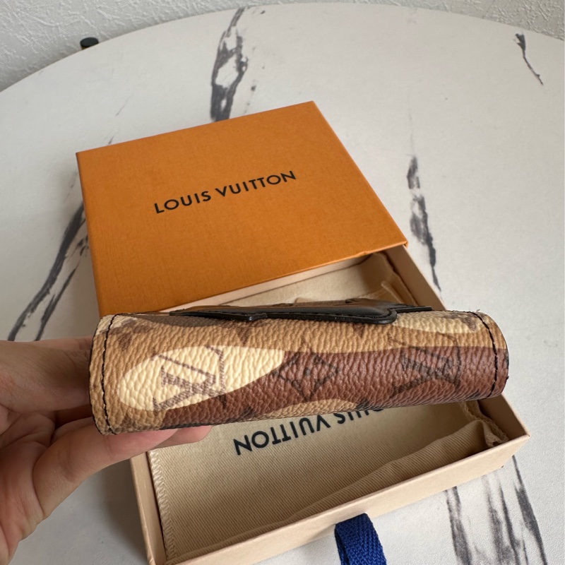 lv 眼睛短夾🥰日本限定-4