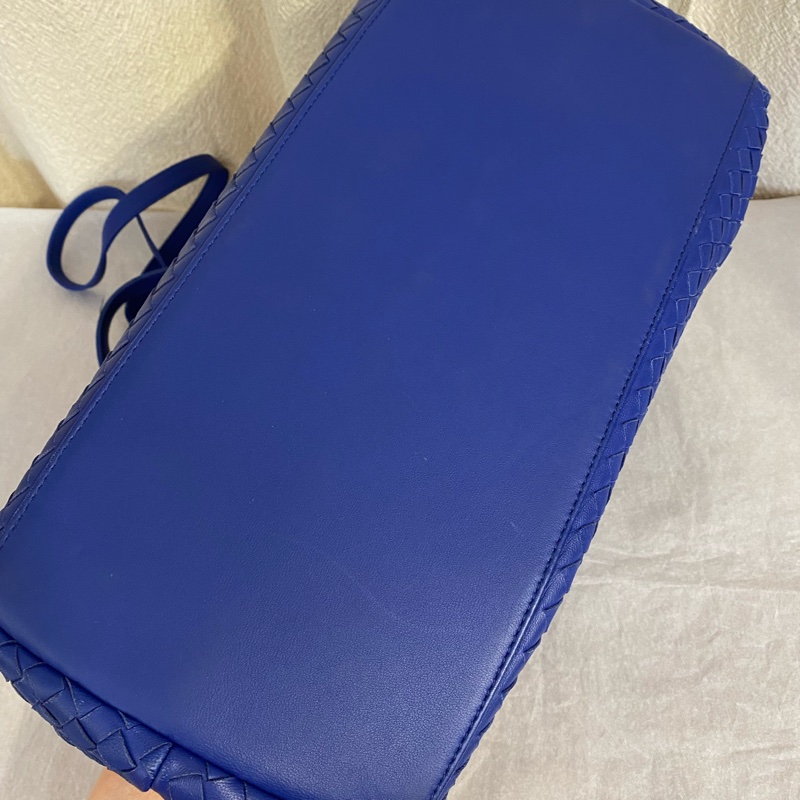 葆蝶家/Bottega Veneta 經典款 藍色手提單肩斜挎包-9