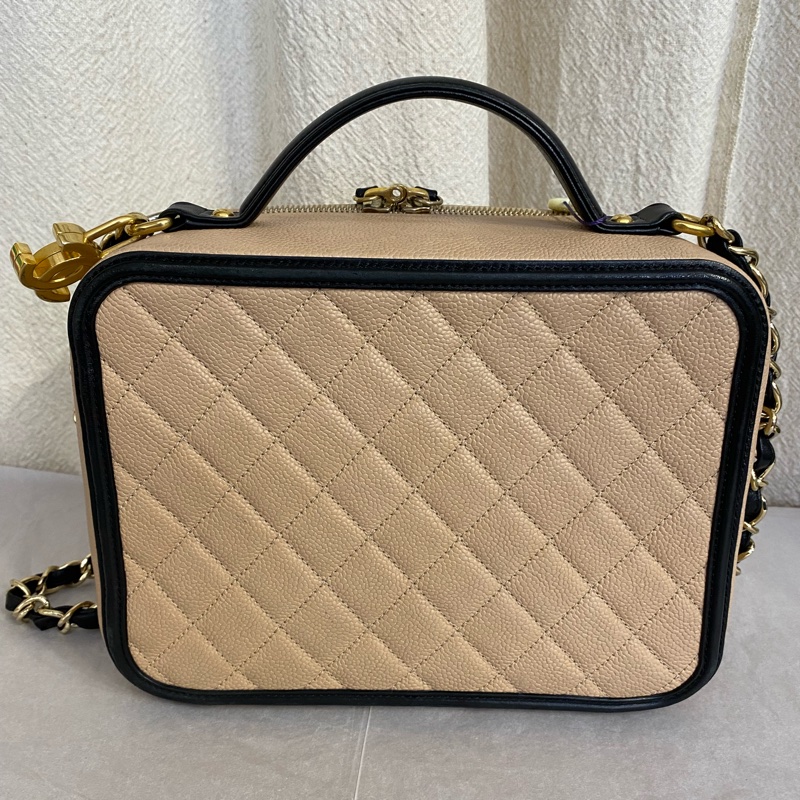 Chanel香奈兒 Vanity Case奶茶色大號相機包-4