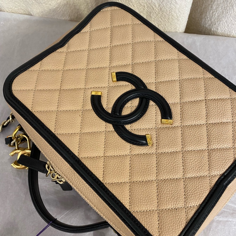 Chanel香奈兒 Vanity Case奶茶色大號相機包-5