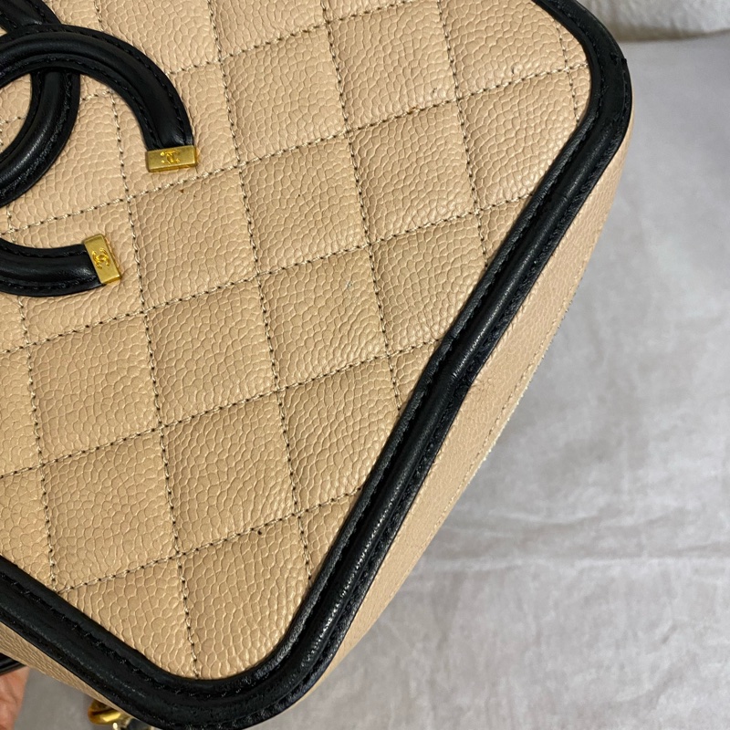 Chanel香奈兒 Vanity Case奶茶色大號相機包-6