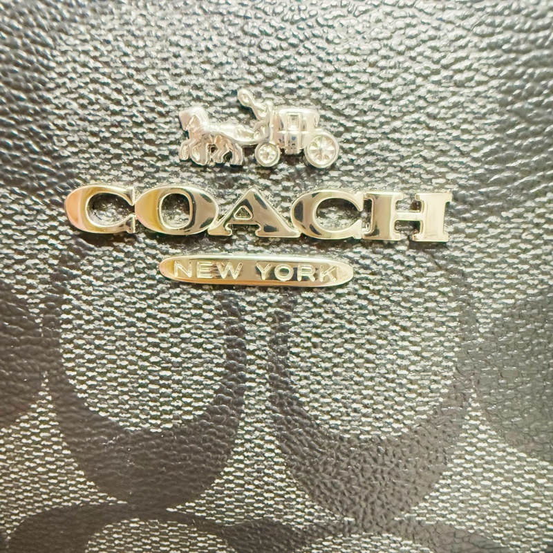急出⭐️黑色經典款必買⭐️96新Coach手提斜背波士頓兩用包(黑灰色)-19