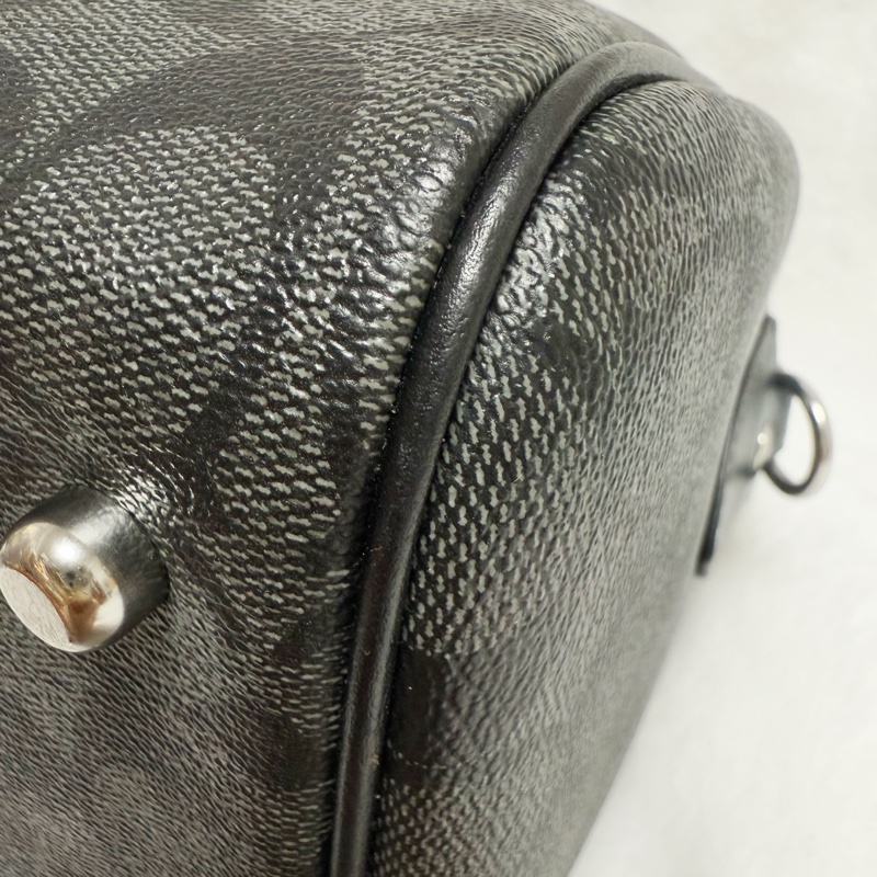 急出⭐️黑色經典款必買⭐️96新Coach手提斜背波士頓兩用包(黑灰色)-11