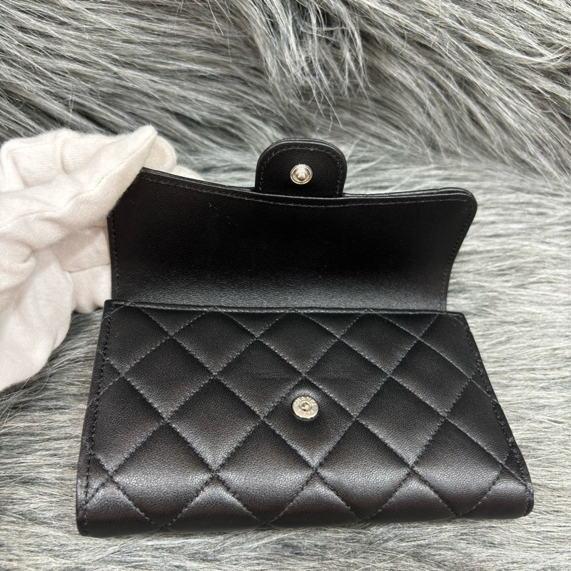 CHANEL AP0232 黑色 全皮 銀釦 三折 拉鍊零錢袋 錢包 中夾 卡夾 信用卡夾 皮夾-13