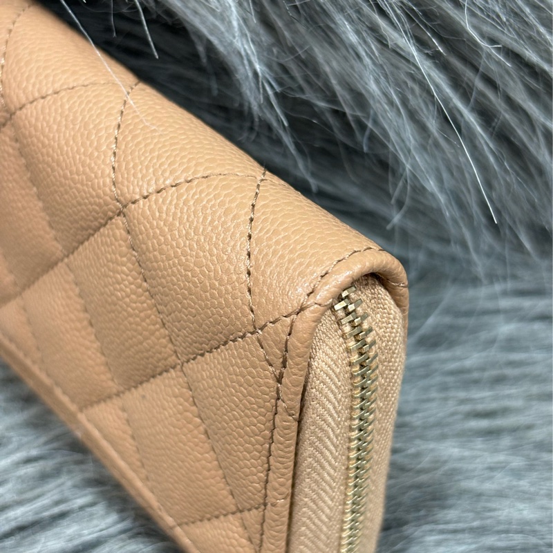 CHANEL AP3050 奶茶色 荔枝皮 淡金釦 拉鍊零錢包 卡包 卡夾 信用卡包-11