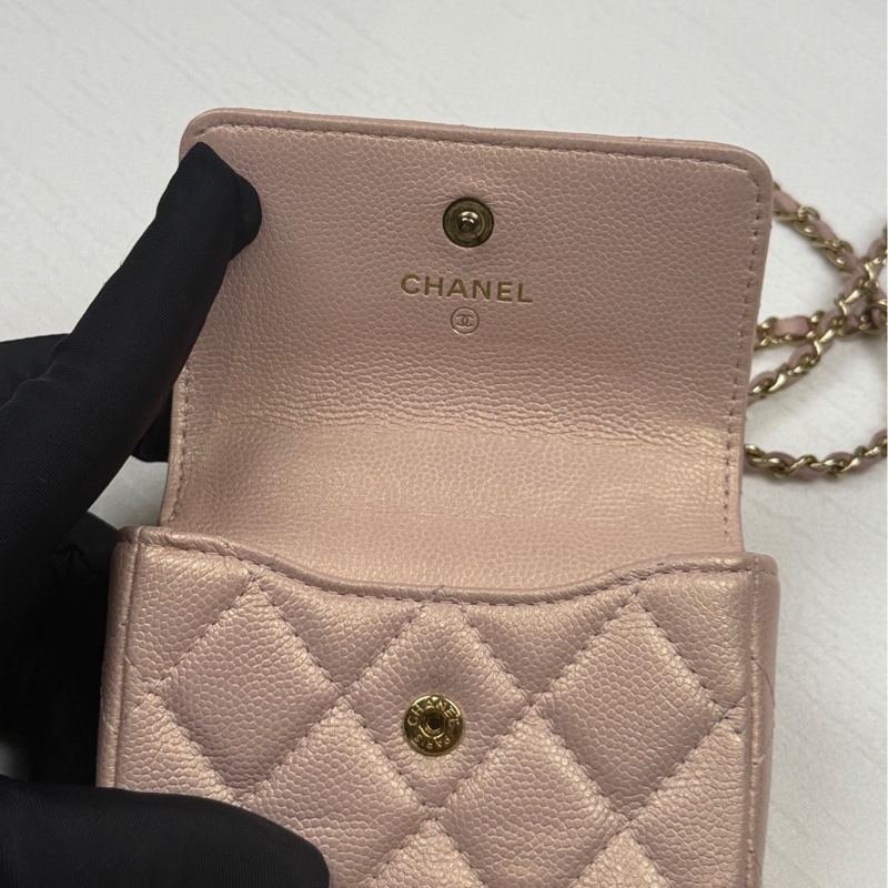 98新Chanel香奈兒卡包零錢包耳機包，奶茶色金扣雙C logo，珍珠項鍊包迷你小包包mini單肩包-10