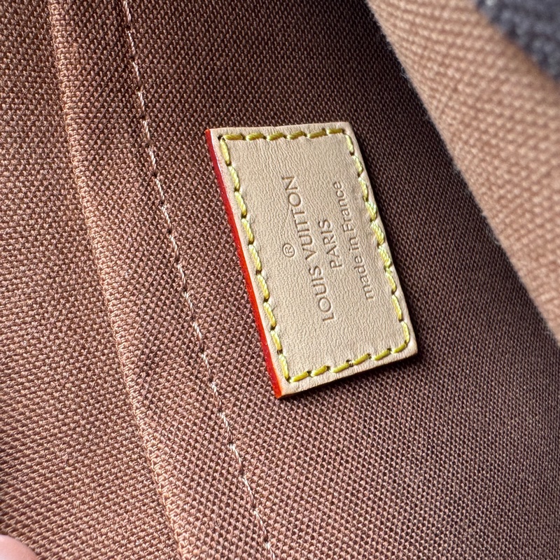 LV必收款✨✨綠寬背帶五合一麻將包-10