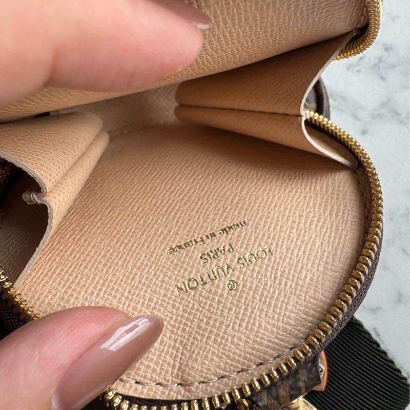 LV必收款✨✨綠寬背帶五合一麻將包-19