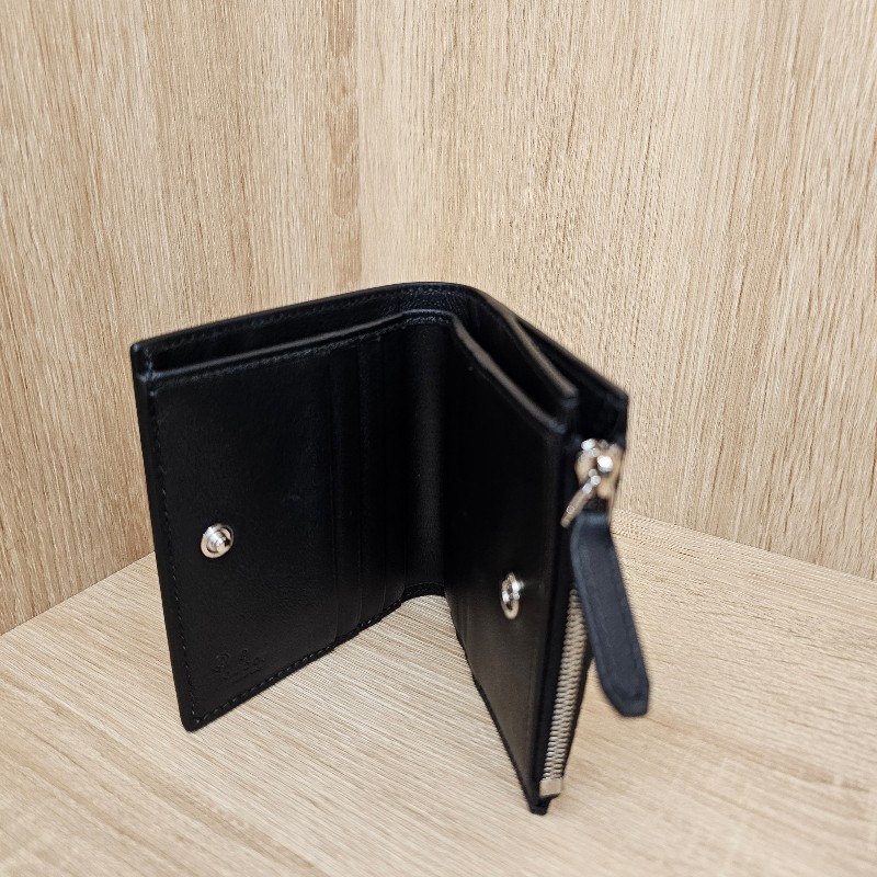 [甜價出❣️] Gucci 雙G滿版壓紋對釦短夾-5