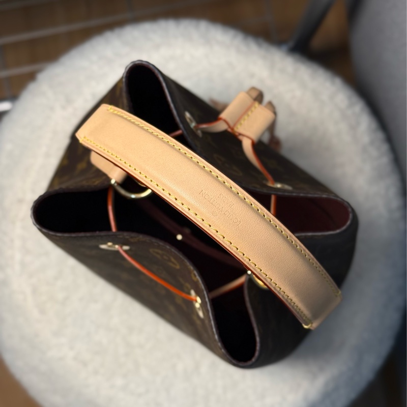 (保留中)（2025🎁台灣購證全配）LV Neo noe BB 原花新款水桶包M46581 ✨最新晶片款-3