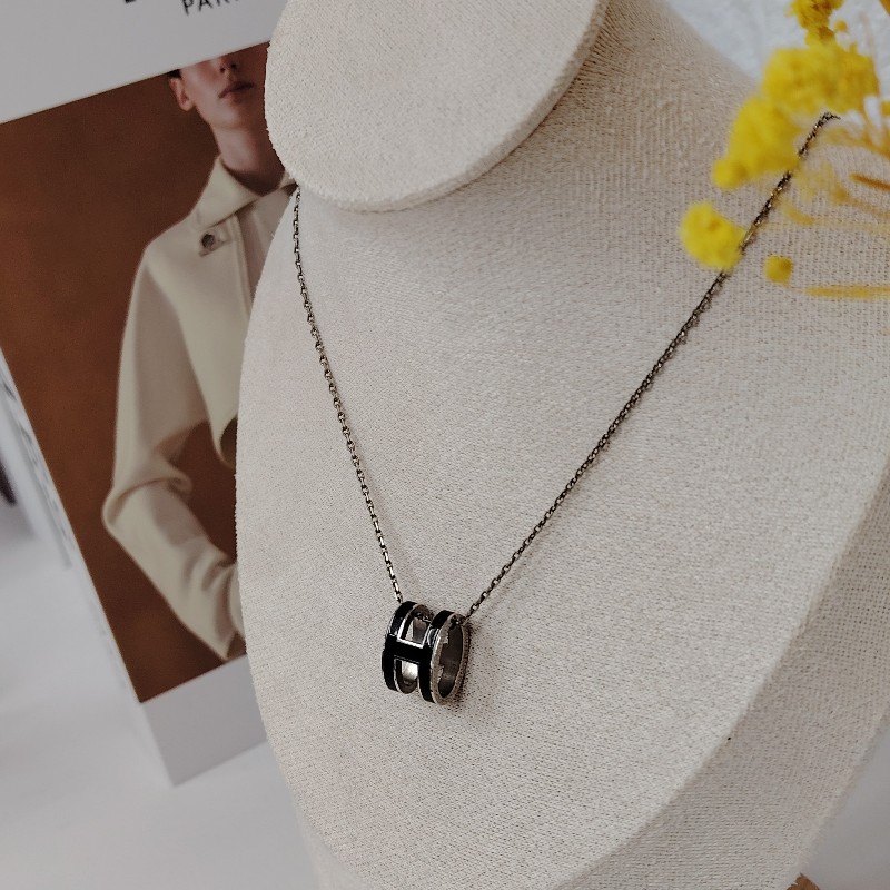 愛馬仕 Pop H 黑色拼銀色 金属 項鏈 mini-3