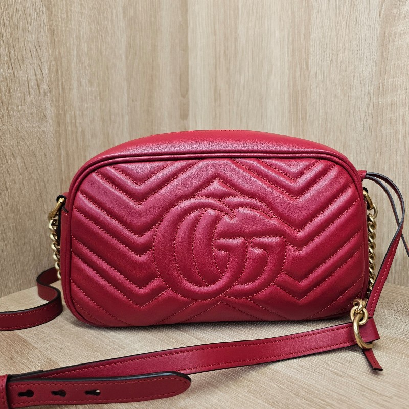 Gucci 紅牛皮山形紋霧金釦Marmont斜背相機包-6