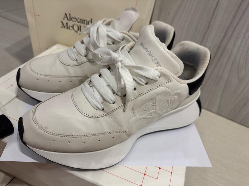 McQUEEN 羊皮小白鞋-1