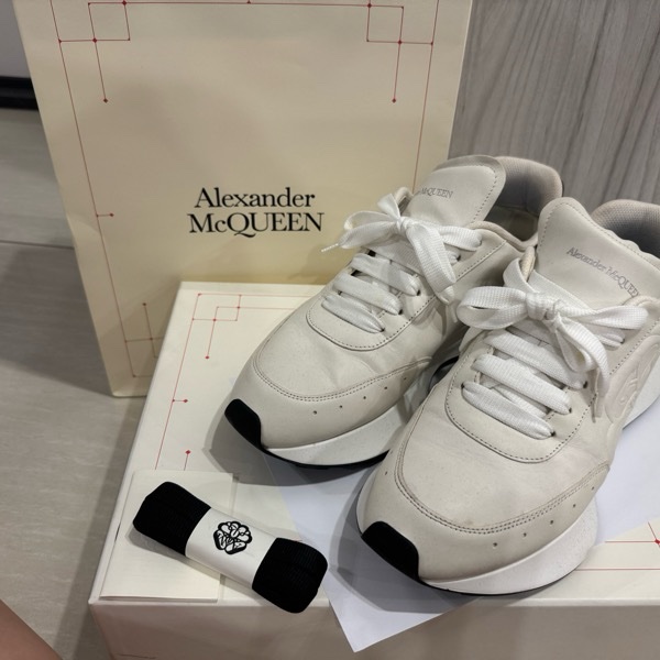 McQUEEN 羊皮小白鞋-5