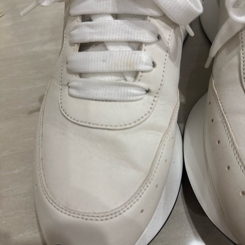 McQUEEN 羊皮小白鞋-13