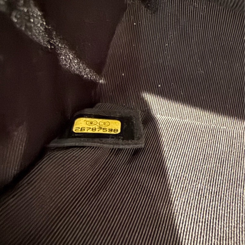 CHANEL BOY 25 黑銀鏈條包 26開 狀況很好-7