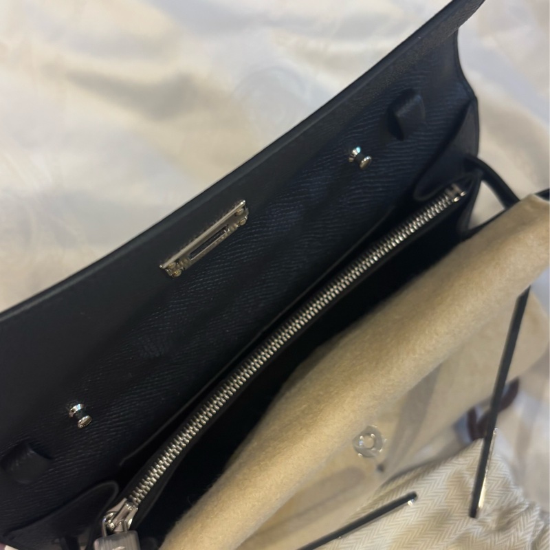 Hermes’ Kelly to go Epsom 黑銀-11