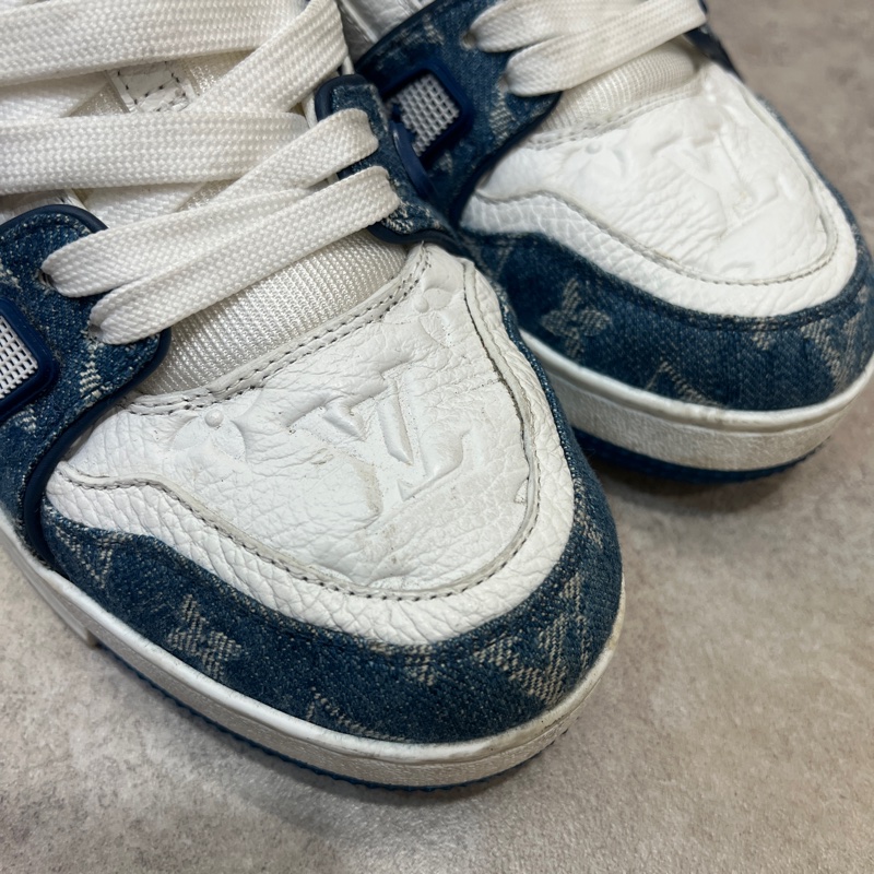 LV 白牛皮壓紋丹寧Trainer運動鞋-4