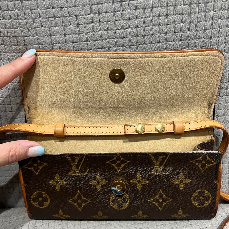 Lv老花信封包 經典款-1