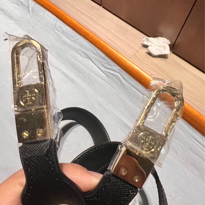 TORY BURCH Robinson 簡約皮革 女款小號手提單肩托特包-28
