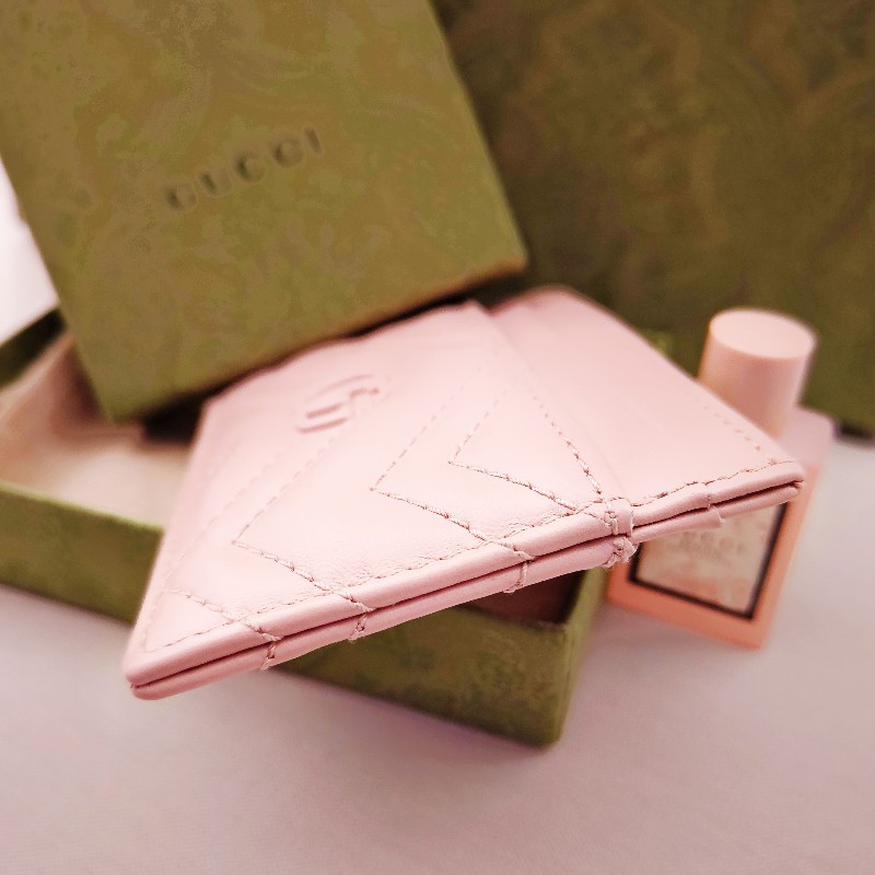 Gucci 櫻花粉色小卡夾-8