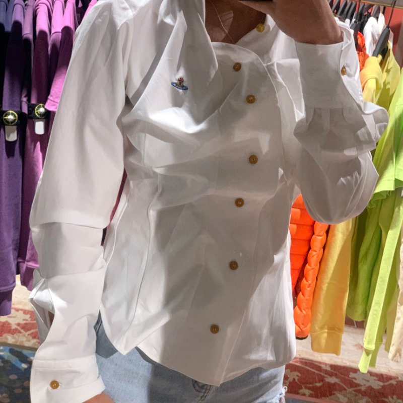 🎉新品好折扣✨Vivienne Westwood 女款 Drunken 抓褶設計純棉府綢襯衫 白色 EU38/40/42/44-1