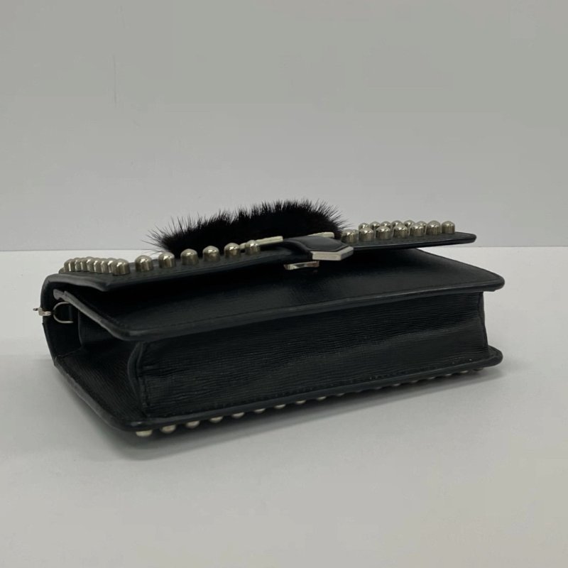 FENDI 小怪獸黑銀老佛爺卯釘woc鏈條肩背斜背包18.5*13*4.5 98新配件塵袋-4