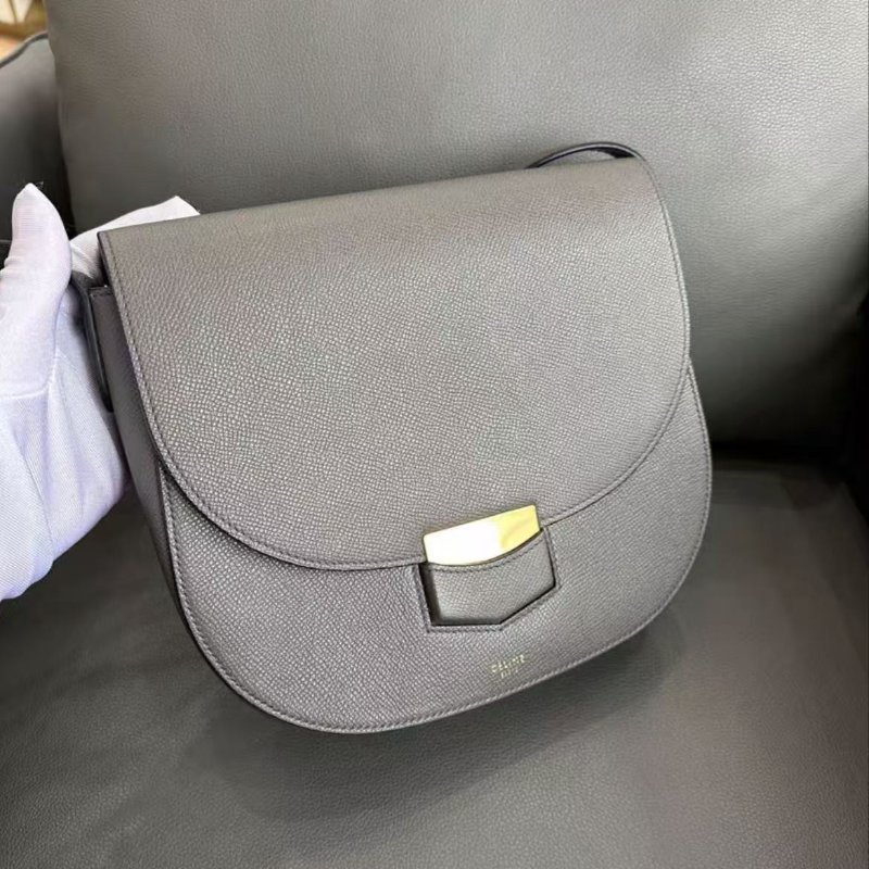 Celine 黑金馬鞍包23×22 95新配件塵袋-2