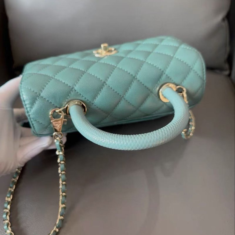 Chanel coco handle小號綠色金扣 荔枝牛皮芯片款 98新 配件塵袋-3