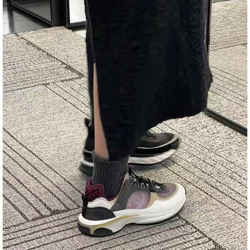 CHANEL 運動鞋 37號 配色很美 很新-0