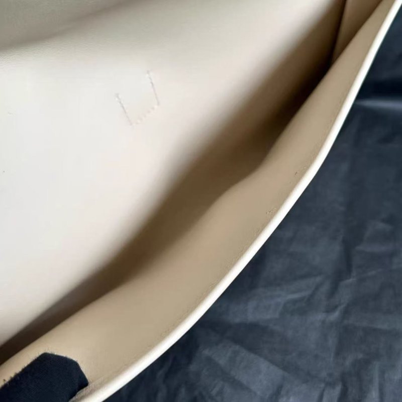 ✨Hermes 冰川白jige手拿包 底長29cm 98新 配件塵袋-1