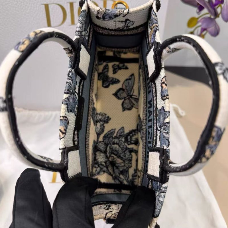 ✨dior mini托特蝴蝶肩帶款21.5*13*7.5cm 98新 配件塵袋盒子-3
