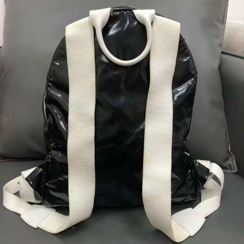 二手Chanel香奈兒游輪系列秀款黑白熊貓雙肩包,鐳射27開-1