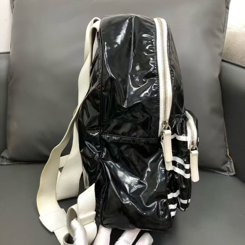 二手Chanel香奈兒游輪系列秀款黑白熊貓雙肩包,鐳射27開-5