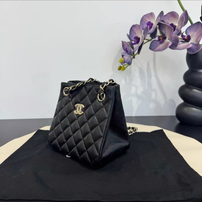 Chanel 23p黑金荔枝皮mini tote包 芯片款 16*15 99新配件塵袋購證-5