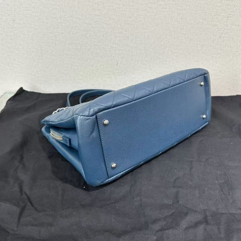 ✨CHANEL 藍銀雙C手提托特包32*24.5*12 98新 配件:塵袋保卡-2