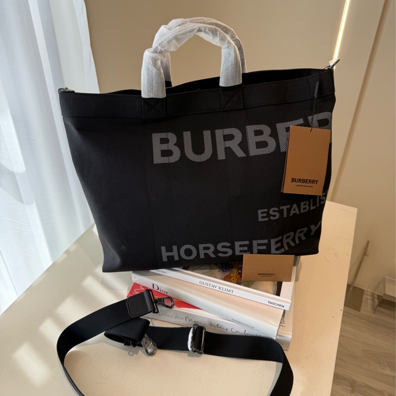 BURBERRY 黑色帆布托特包 購物包 旅行包 全新品-0