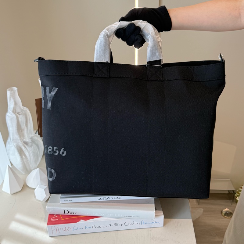 BURBERRY 黑色帆布托特包 購物包 旅行包 全新品-5