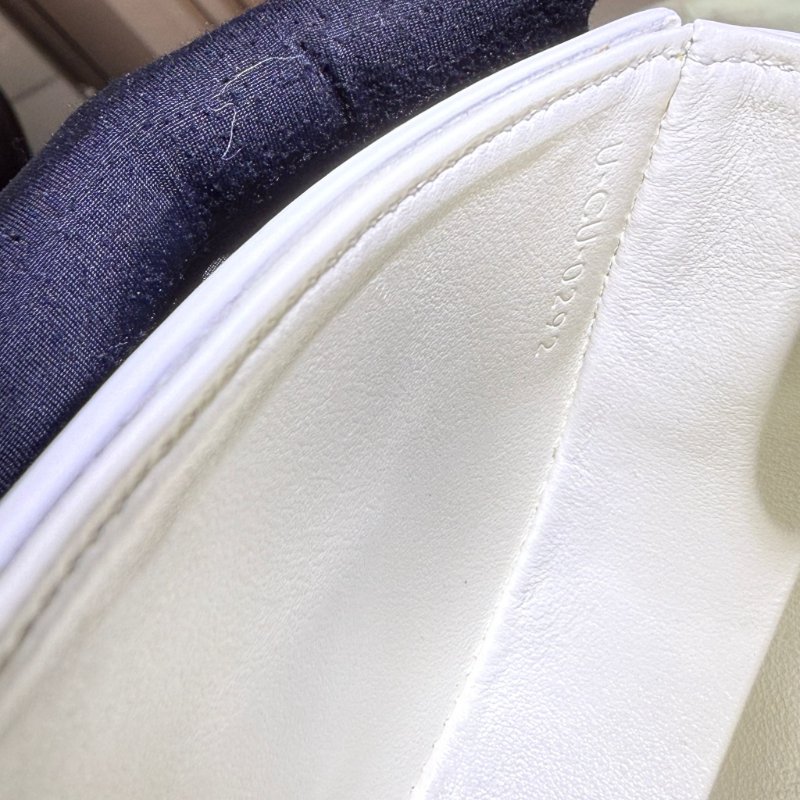 CELINE BesaceCuir Triomphe 凱旋門系列馬鞍包Mini版  22年新款 光面牛皮革 肩帶款-8