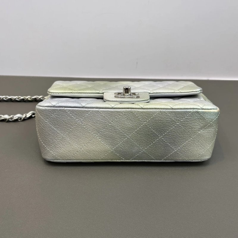 CHANEL 22C漸變銀扣大mini肩背斜背鏈條包20*12*6 98新配件塵袋-3