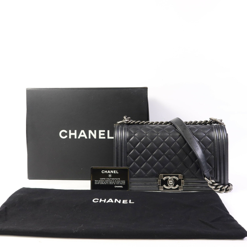 CHANEL 羊皮皮革Boy 25銀扣鏈帶肩背袋-17