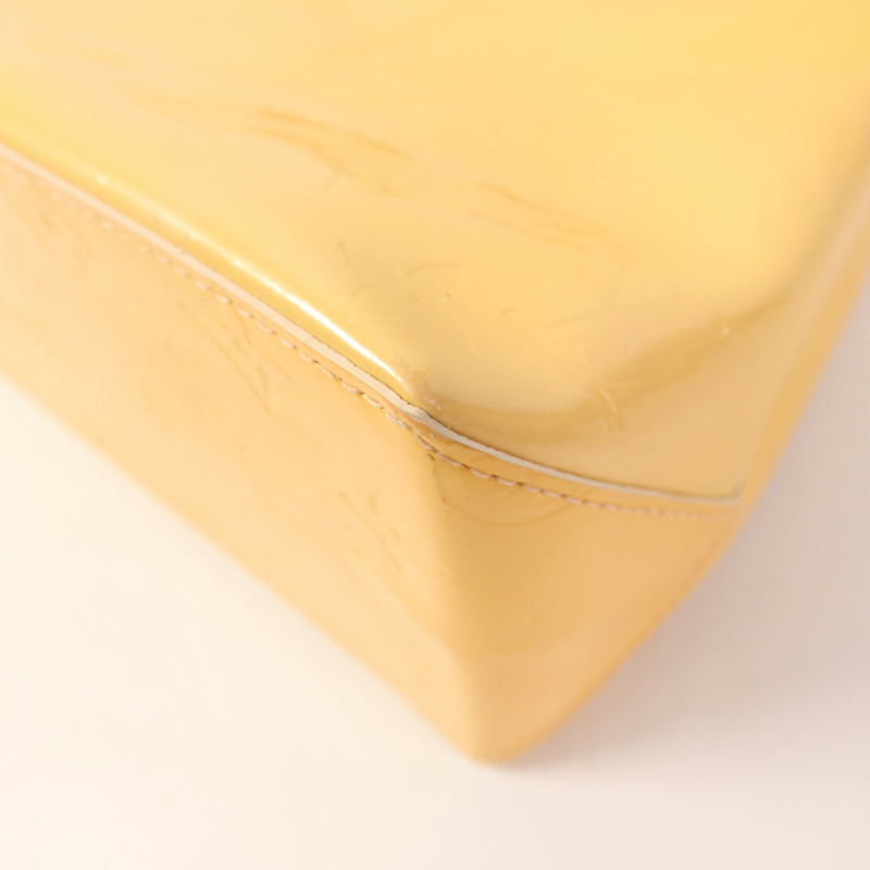 LOUIS VUITTON Vernis Reade PM金扣手挽袋-11