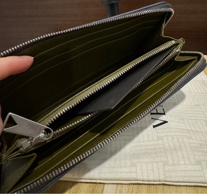 BV 專櫃正品 BOTTEGA VENETA 黑色 編織 拉鍊長夾 發財包 雙色-12