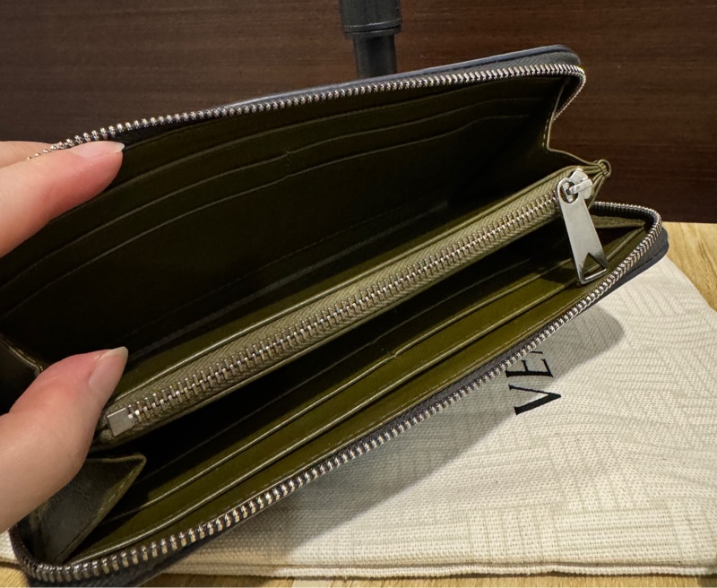 BV 專櫃正品 BOTTEGA VENETA 黑色 編織 拉鍊長夾 發財包 雙色-16