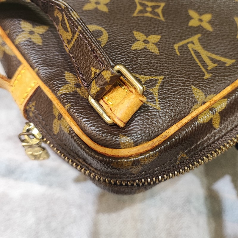 Louis Vuitton Pochette Marley-12