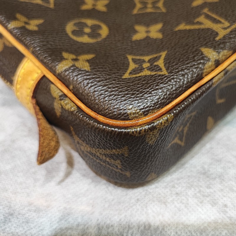 Louis Vuitton Pochette Marley-15