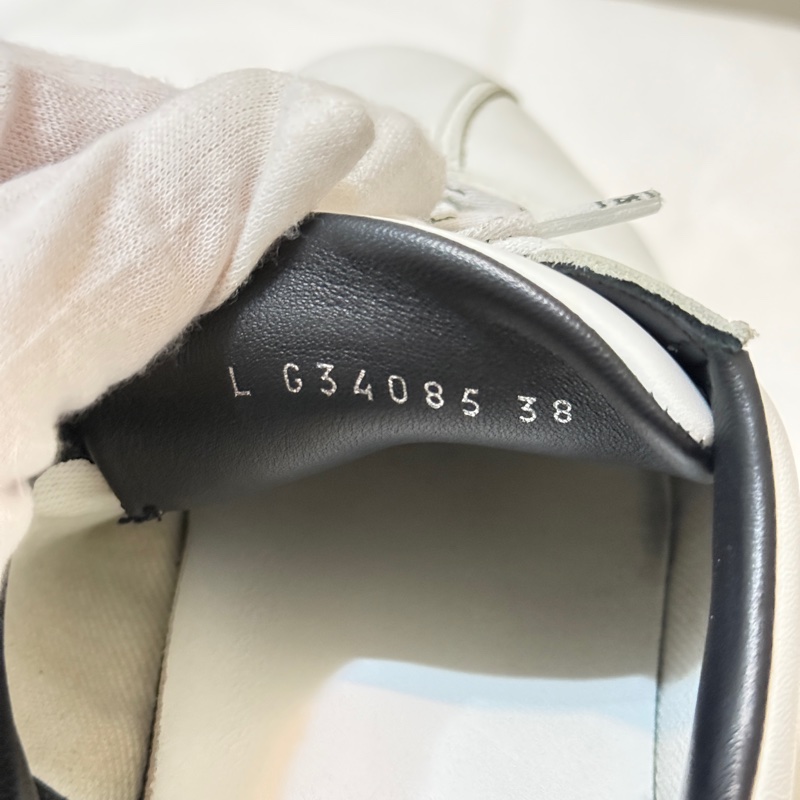 『已出售』Chanel 黑標logo小白鞋38-18