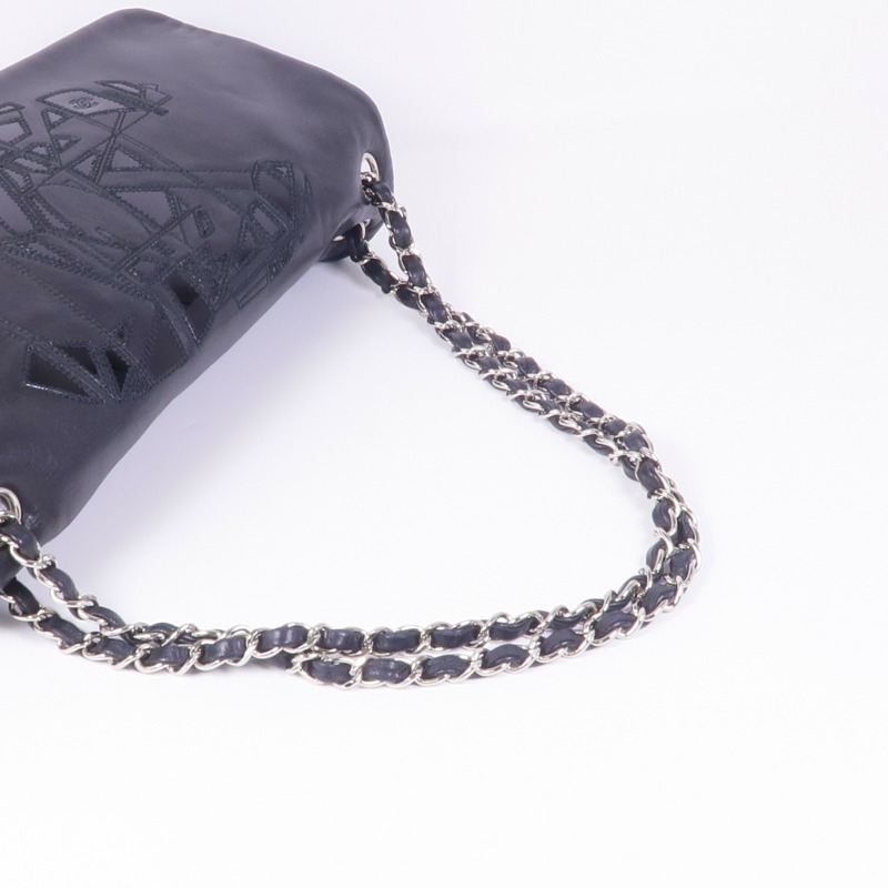 CHANEL 羊皮皮革Shoulder Bag銀扣肩背袋-8