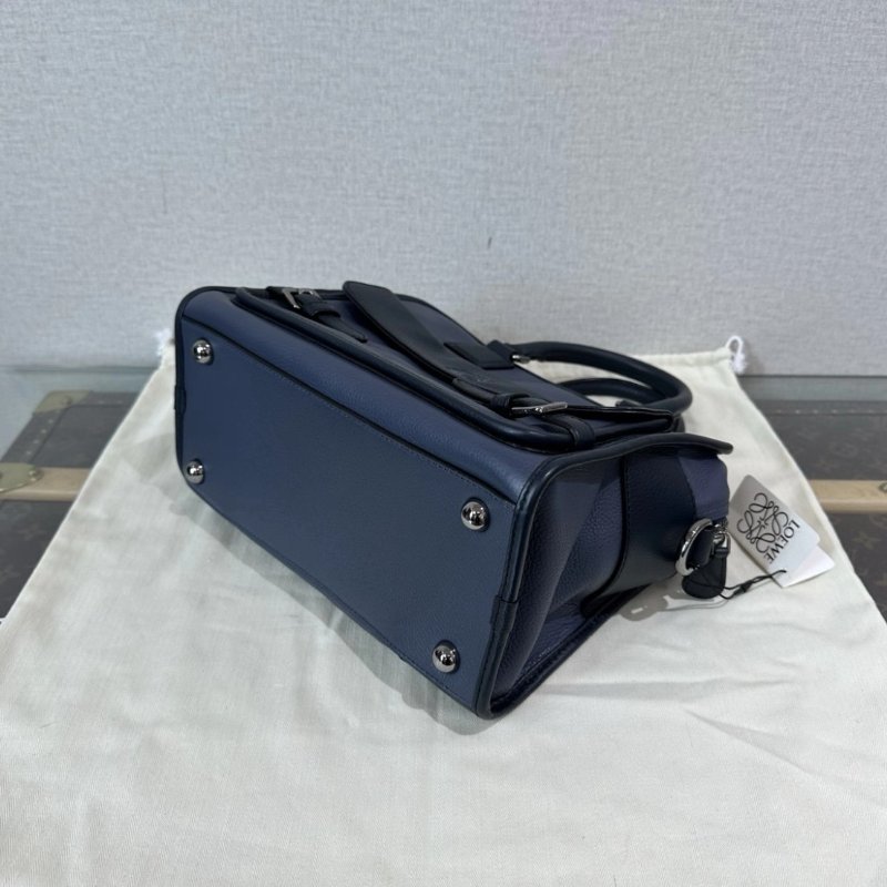 LOEWE 藍黑拼色銀扣手提斜背包 25.5*22*13 98新配件盒子塵袋-2